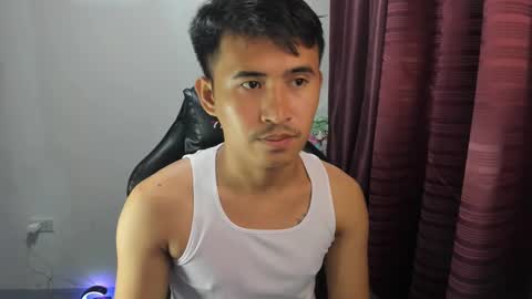 Snapshot of jamesthebigcockxxx chatting on January 29, 11:04 pm jamesthebigcockxxx online show from January 29, 11:04 pm