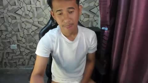 Snapshot of jamesthebigcockxxx chatting on September 25, 2:59 am jamesthebigcockxxx online show from September 25, 2:59 am