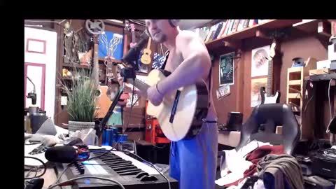 Snapshot of jameswebbscope chatting on February 26, 9:37 pm Jameswebbscope online show from February 26, 9:37 pm