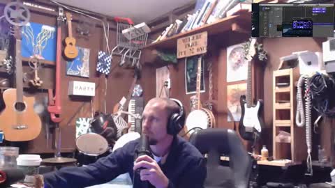 Snapshot of jameswebbscope chatting on October 26, 2:17 am Jameswebbscope online show from October 26, 2:17 am