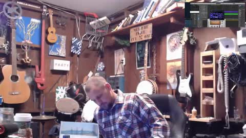 Snapshot of jameswebbscope chatting on October 26, 7:42 pm Jameswebbscope online show from October 26, 7:42 pm