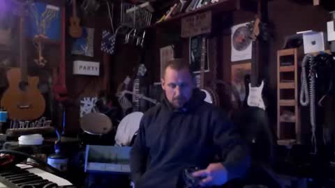 Snapshot of jameswebbscope chatting on October 28, 8:07 am Jameswebbscope online show from October 28, 8:07 am