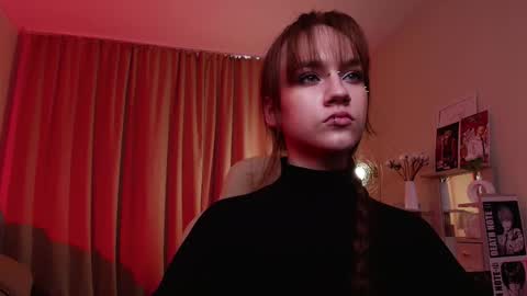 jamie_chung online show from March 14, 3:01 am