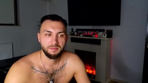 Robbie online show from November 19, 6:24 am