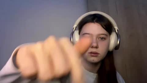 Snapshot of jamilaballensky chatting on December 18, 5:52 pm Annnnnnaaa online show from December 18, 5:52 pm