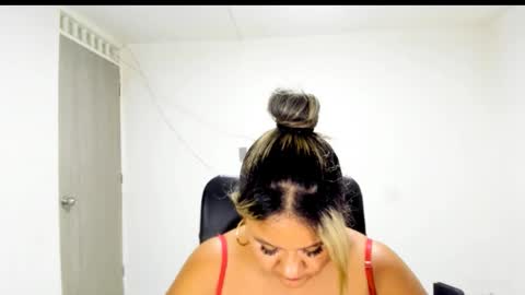 jan_milkhot online show from March 30, 3:51 am