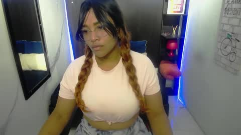 JANA LUX online show from May 25, 1:28 pm