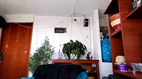 janariivera1 online show from January 17, 7:28 pm