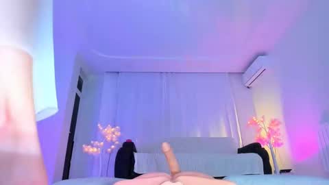 Snapshot of jane__klein chatting on December 19, 8:02 pm Jenia online show from December 19, 8:02 pm