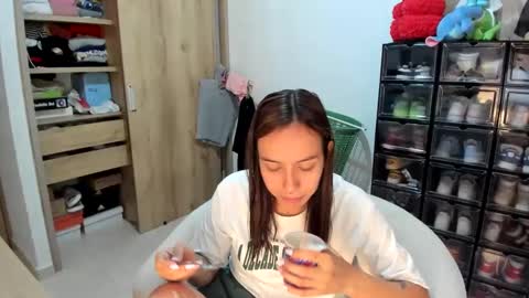 jane_ady online show from December 18, 1:48 am