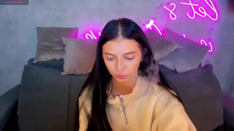 Eva online show from November 3, 1:08 am