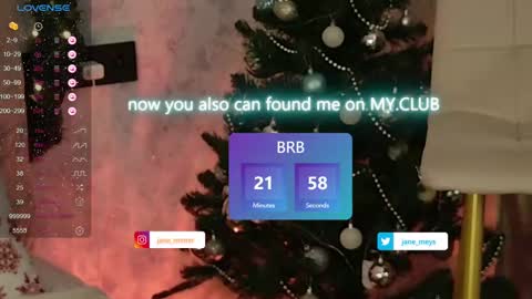 Snapshot of jane_meys chatting on December 25, 11:11 am your kitty JANE roawww online show from December 25, 11:11 am