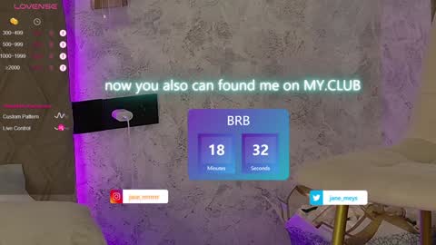 Snapshot of jane_meys chatting on January 25, 11:13 am your kitty JANE roawww online show from January 25, 11:13 am