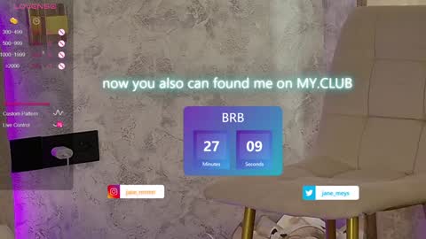 Snapshot of jane_meys chatting on January 27, 11:11 am your kitty JANE roawww online show from January 27, 11:11 am