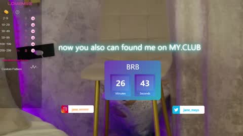 Snapshot of jane_meys chatting on February 21, 8:18 am your kitty JANE roawww online show from February 21, 8:18 am