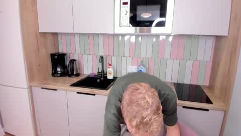 Jane online show from September 14, 8:41 pm