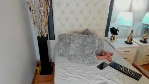  Jane  online show from October 30, 7:58 pm