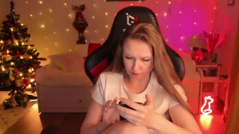 Snapshot of janegrey11 chatting on December 26, 12:49 pm Jane online show from December 26, 12:49 pm