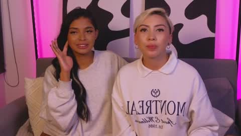 Snapshot of janehart_ chatting on January 23, 4:09 am Jane online show from January 23, 4:09 am