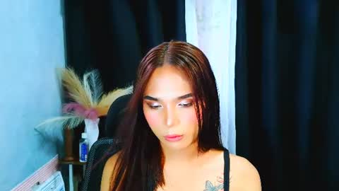 Snapshot of janellarose chatting on July 19, 3:43 am Janelarose online show from July 19, 3:43 am