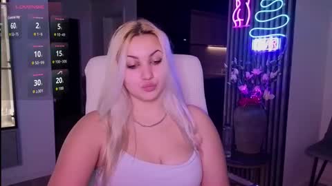 Jane online show from December 14, 3:06 pm