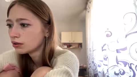 Snapshot of janenegearhart chatting on June 18, 9:14 am Kate online show from June 18, 9:14 am