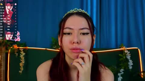 Jenifer online show from November 17, 7:36 am