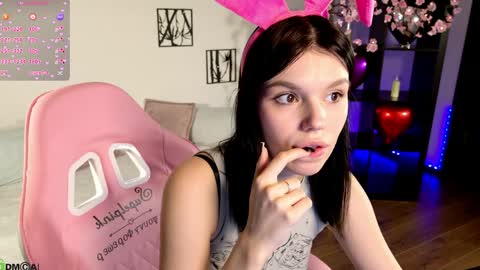 Alexia online show from April 6, 9:32 am