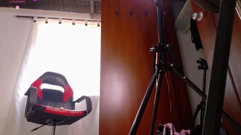janick_baker online show from March 10, 6:24 pm