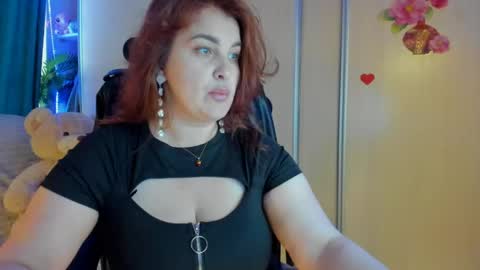 Snapshot of jansylines chatting on April 18, 9:13 am JansyLines online show from April 18, 9:13 am