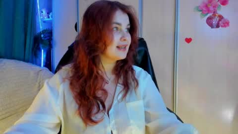 Snapshot of jansylines chatting on April 20, 5:16 pm JansyLines online show from April 20, 5:16 pm