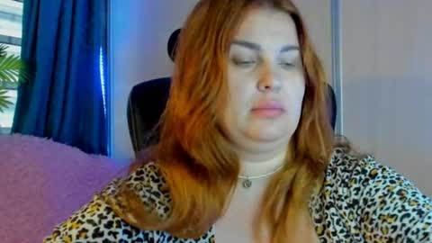 Snapshot of jansylines chatting on July 12, 4:42 pm JansyLines online show from July 12, 4:42 pm