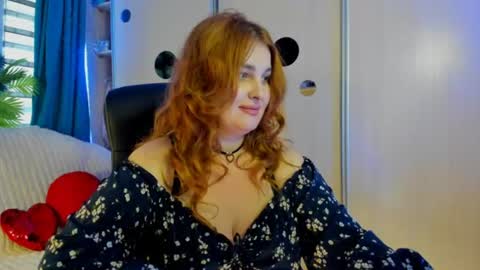 Snapshot of jansylines chatting on July 17, 4:34 pm JansyLines online show from July 17, 4:34 pm
