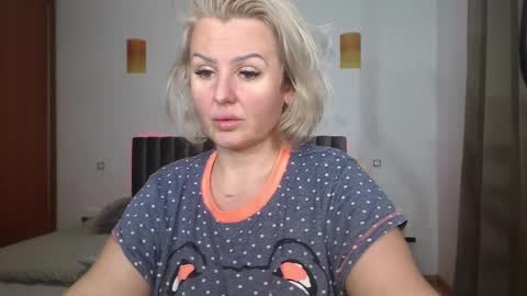 jaqueline88 online show from January 13, 5:44 am