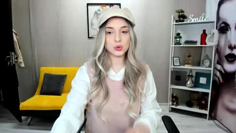 JaquelinLaurent online show from September 15, 6:08 pm