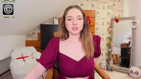 Snapshot of jaquelinlaurent chatting on January 17, 9:29 pm JaquelinLaurent online show from January 17, 9:29 pm