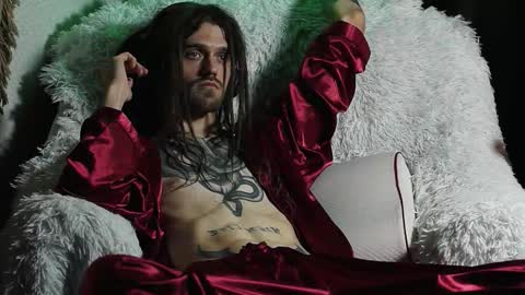 K online show from March 7, 3:09 pm