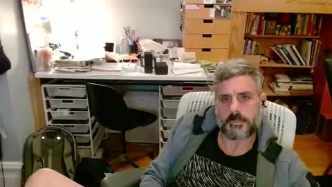 jareth_returns online show from November 3, 2:35 am