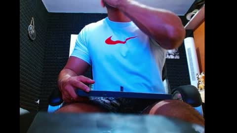 jarod online show from May 13, 9:11 pm