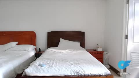 jasmica online show from April 11, 1:21 am