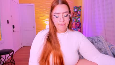 Snapshot of jasmiinevans chatting on December 2, 8:11 pm Jasmin Evans online show from December 2, 8:11 pm