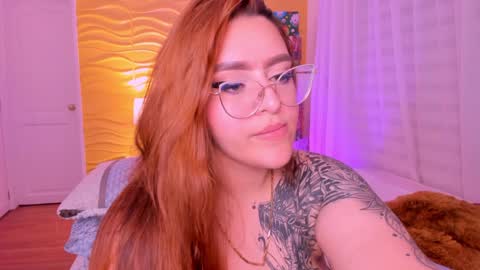 Snapshot of jasmiinevans chatting on December 6, 1:18 am Jasmin Evans online show from December 6, 1:18 am