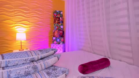 Snapshot of jasmiinevans chatting on December 13, 12:53 am Jasmin Evans online show from December 13, 12:53 am