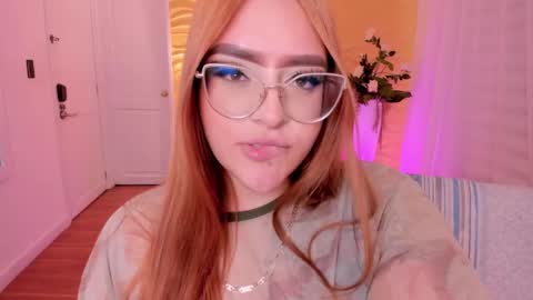 Snapshot of jasmiinevans chatting on February 21, 8:16 pm Jasmin Evans online show from February 21, 8:16 pm