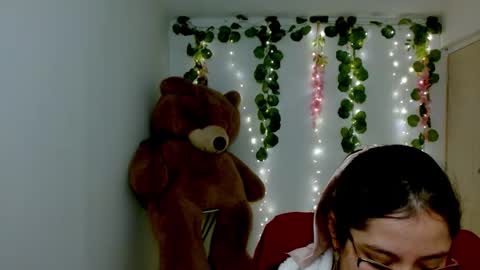 Snapshot of jasmine609087 chatting on November 27, 1:24 pm jasmine609087 online show from November 27, 1:24 pm