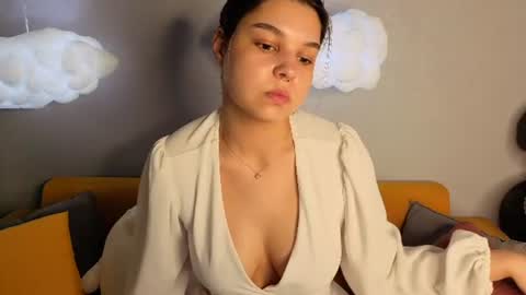 Jasmine Burke online show from June 22, 1:18 am
