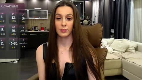 Jasmine online show from June 6, 10:14 pm