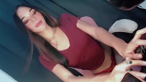 Snapshot of jasmine_on_live chatting on March 2, 5:19 am CUTE JANNA online show from March 2, 5:19 am