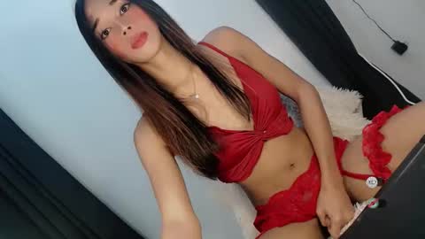 Snapshot of jasmine_on_live chatting on March 26, 7:14 am CUTE JANNA online show from March 26, 7:14 am