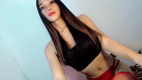 Snapshot of jasmine_on_live chatting on April 10, 8:24 pm CUTE JANNA online show from April 10, 8:24 pm